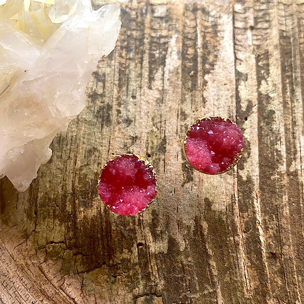Anthropologie Hot Pink Druzy Quartz Stud Earrings - Picture 1 of 4